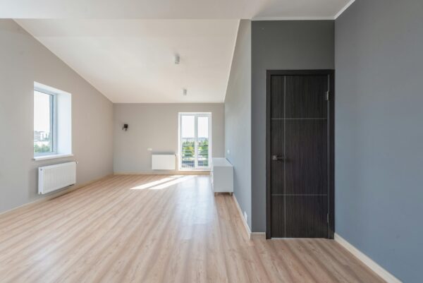 Real & Solid Hardwood Flooring